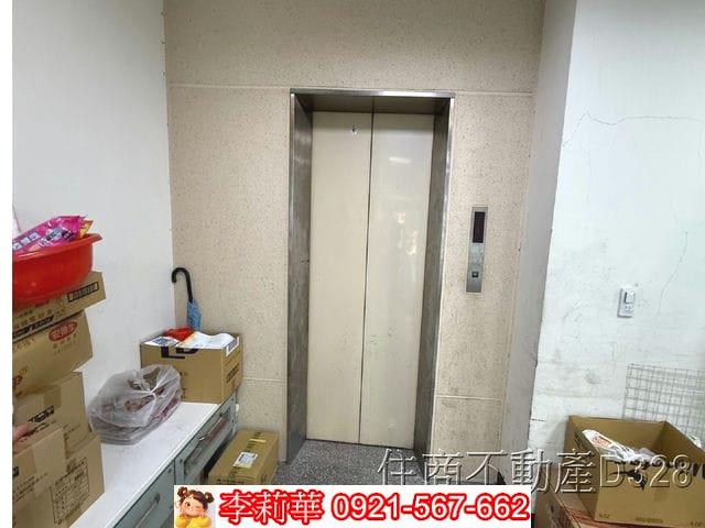 台南南區透天-1