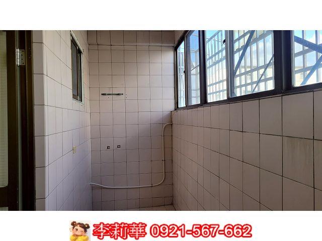 台南新市店面-9
