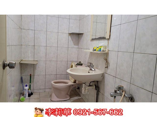 台南新市店面-5