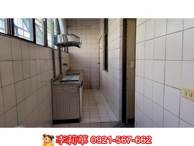 台南新市店面-8