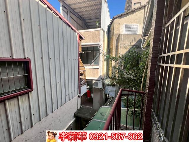 台南中西區透天-11