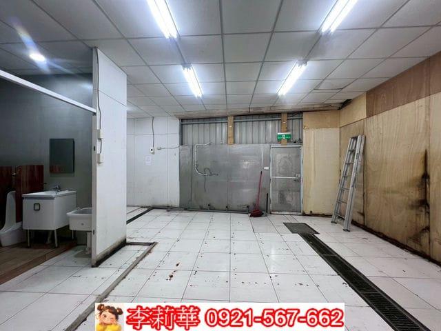 東區店面-6