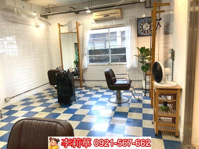 台南東區透天-12